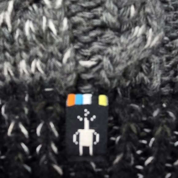 SMARTWOOL GREY BLACK OMBRE POM POM BEANIE MERINO WOOL BLEND WOMEN OS KNITWEAR - Picture 2 of 13